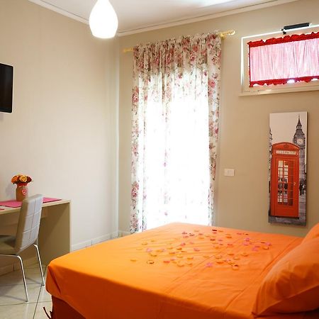 Welcome Inn Napoli Zewnętrze zdjęcie